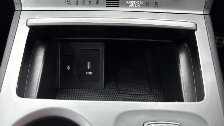 Hyundai KONA 150kW Premium 64kWh 5dr Auto Electric Hatchback